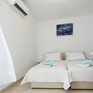  Apartamento King's Garden