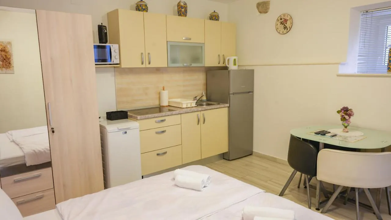 Bliss Apartments With Free Parking Split