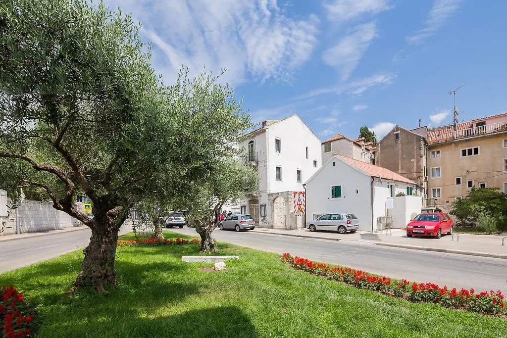 Bliss Apartments With Free Parking Split
