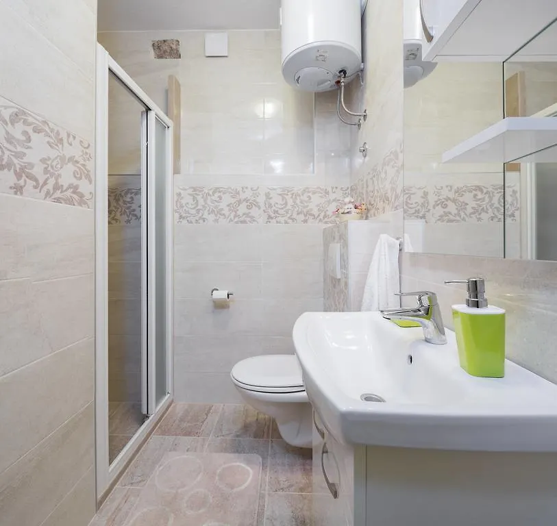 Bliss Apartments With Free Parking Split